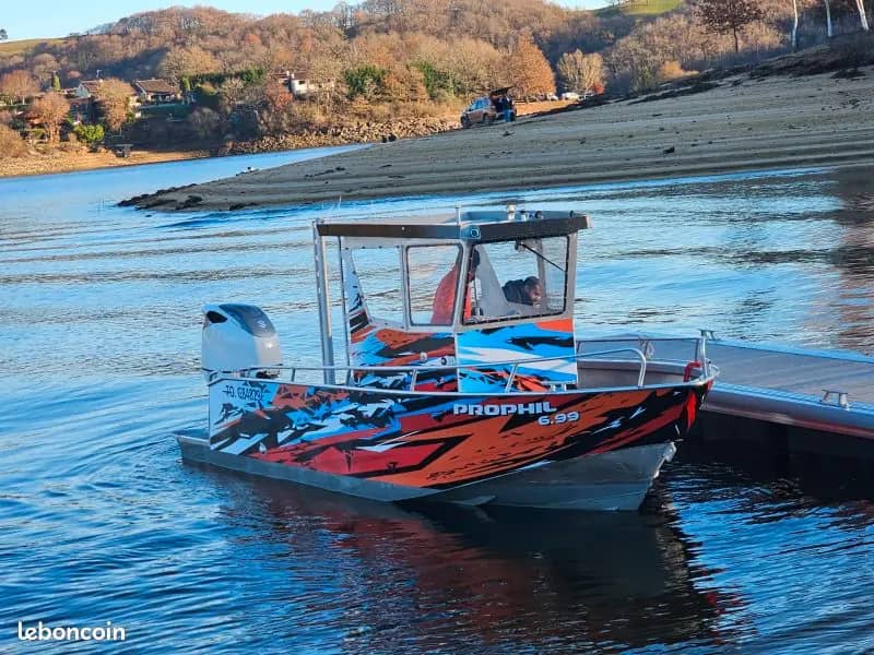URGENT Bateau aluminium prophil 699 2025 pêche sportive · photo 3