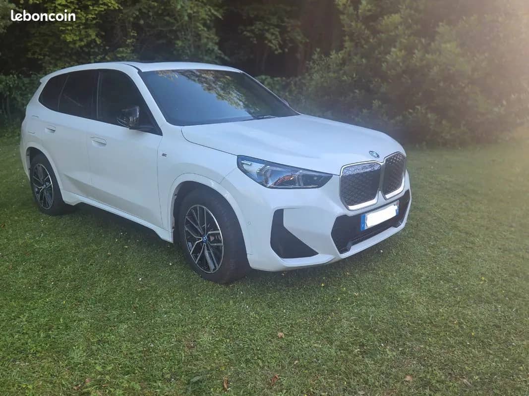 Bmw IX1 M sport 2024 · photo 2