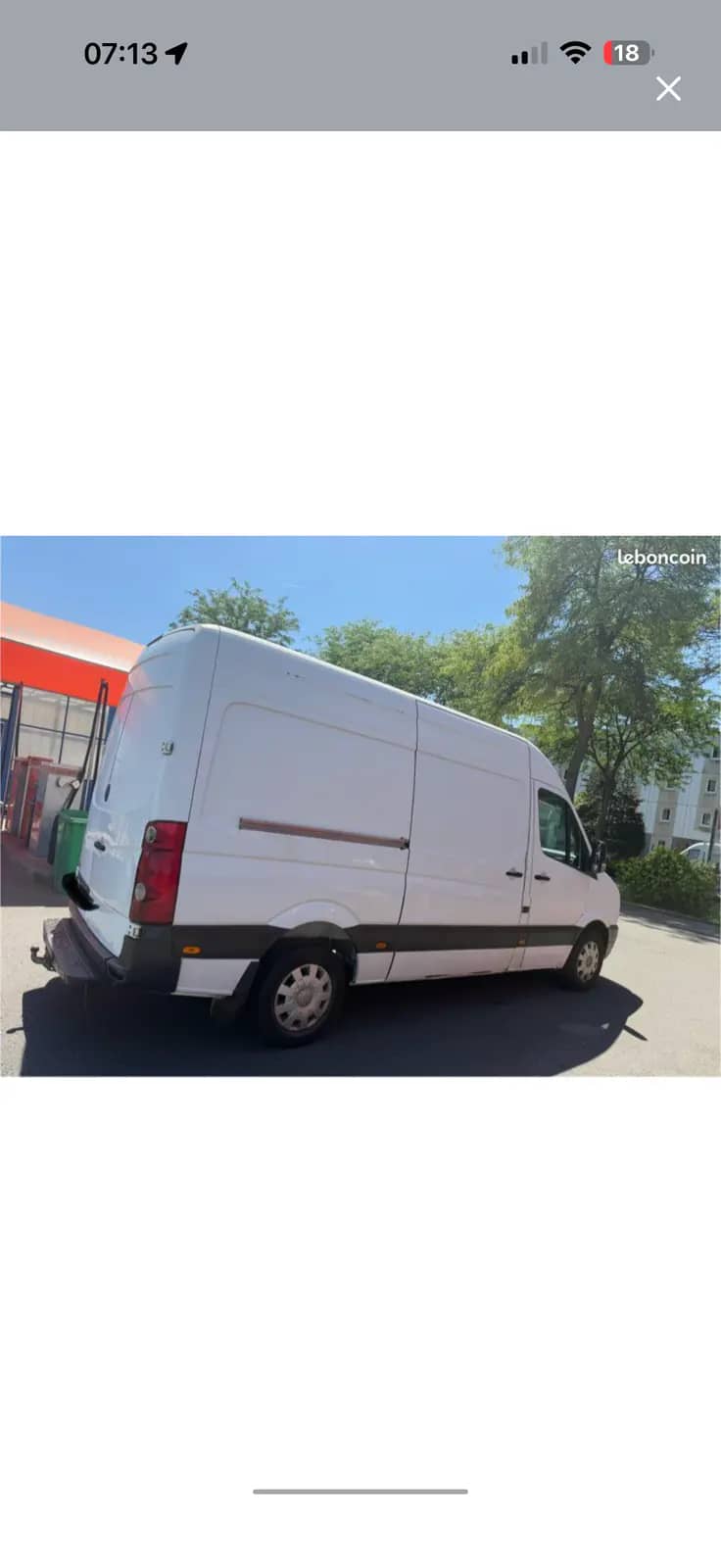 Volkswagen Crafter 2.5 tdi 163ch fourgon · photo 2