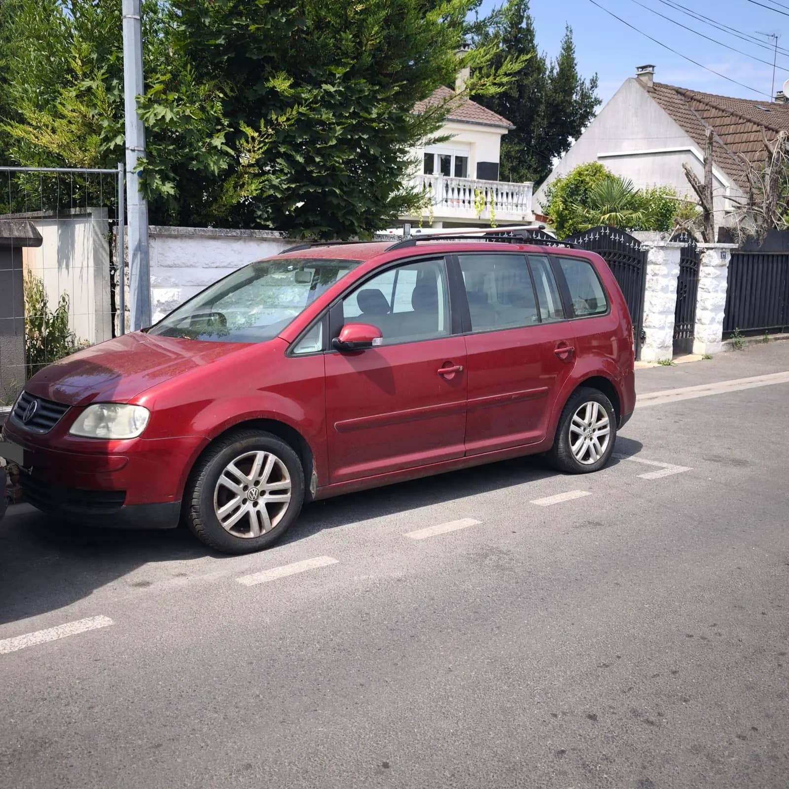 Volkswagen Touran 1.6 fsi 115cv · photo 2