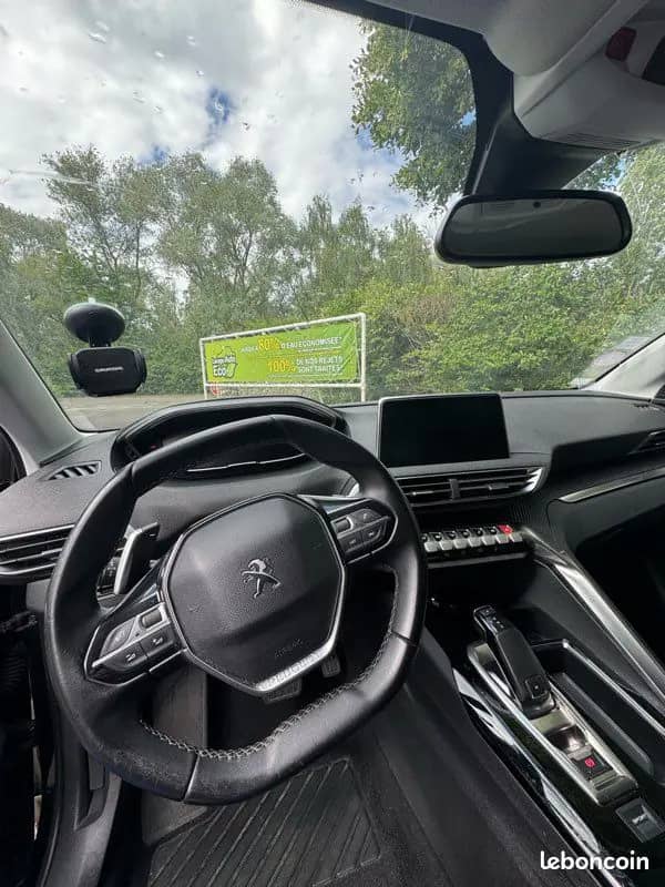 Peugeot 3008 1.2 Eat 8 · photo 3
