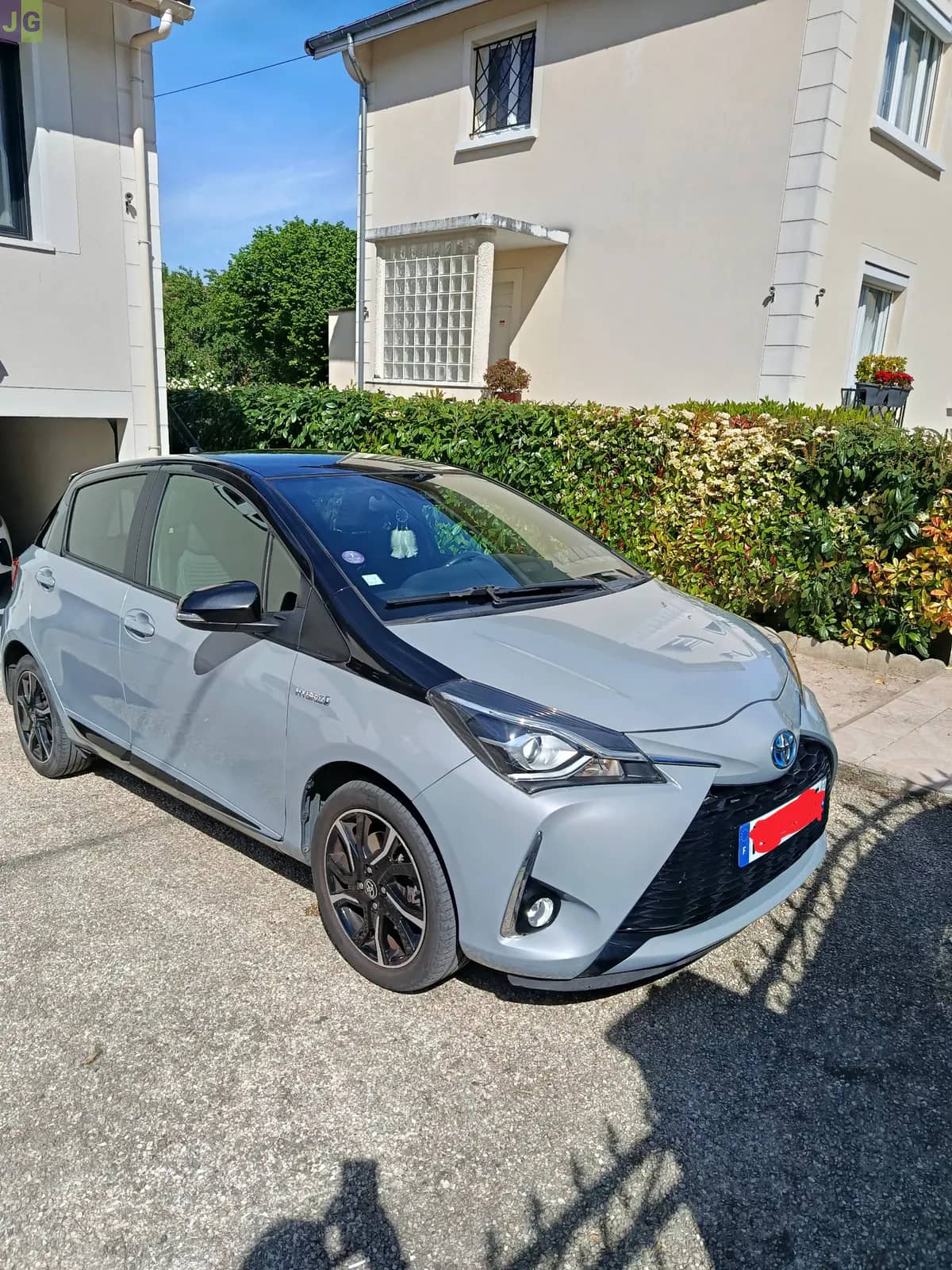 Toyota Yaris hybride · photo 2