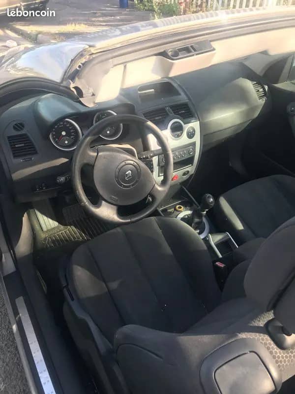 renault megane cc · photo 3