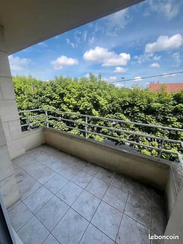 studio dans une copropriété calme · photo 2
