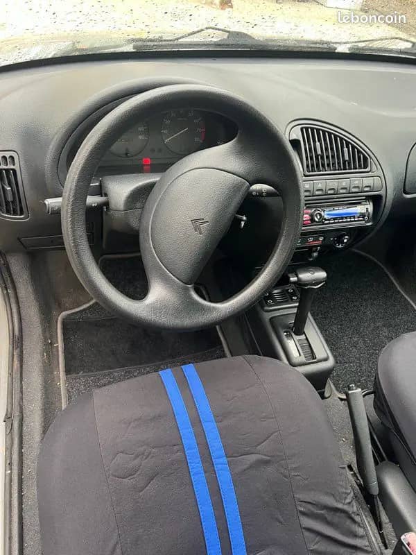 Citroën Saxo · photo 3