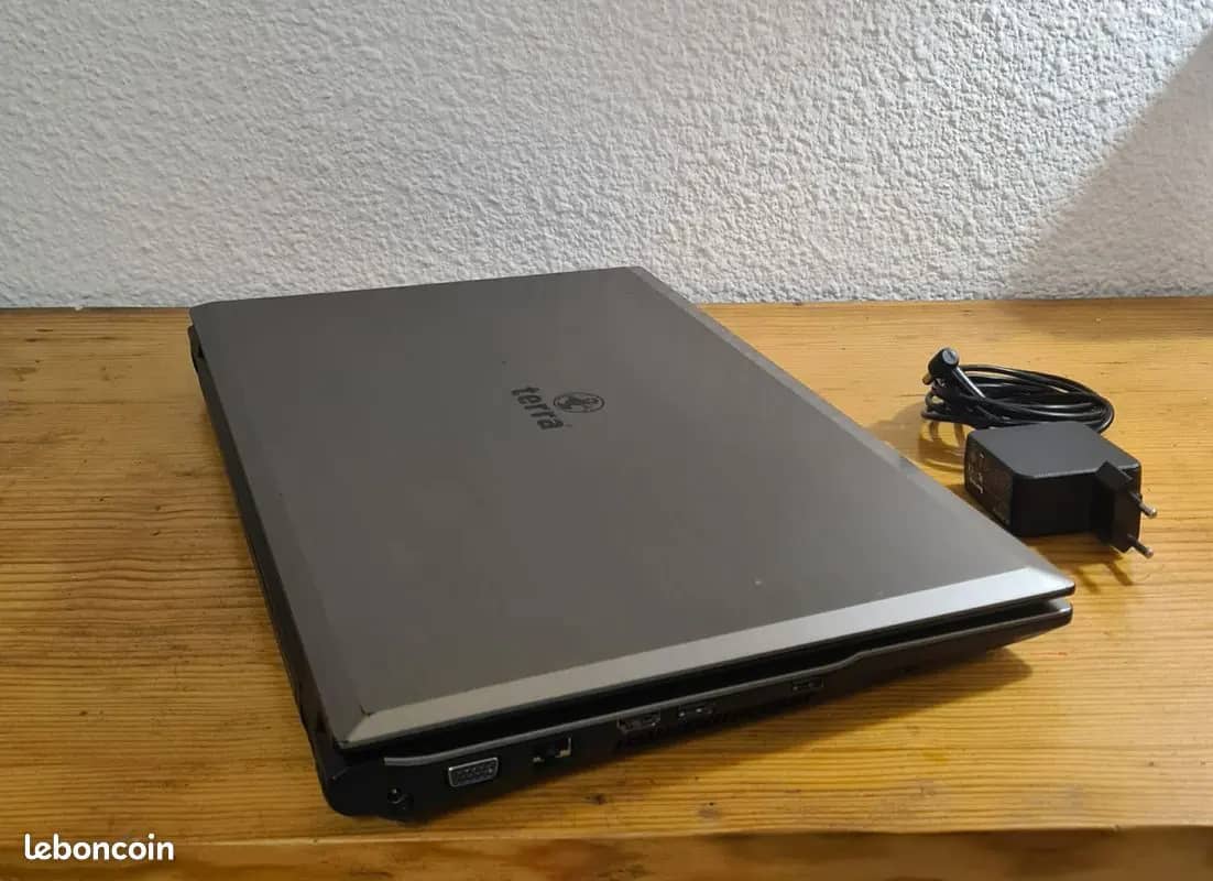 Ordinateur portable Terra 17,3 Pouces · photo 2