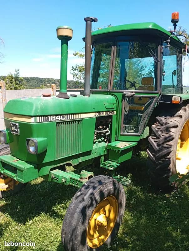 Tracteur John Deere 1640 · photo 2