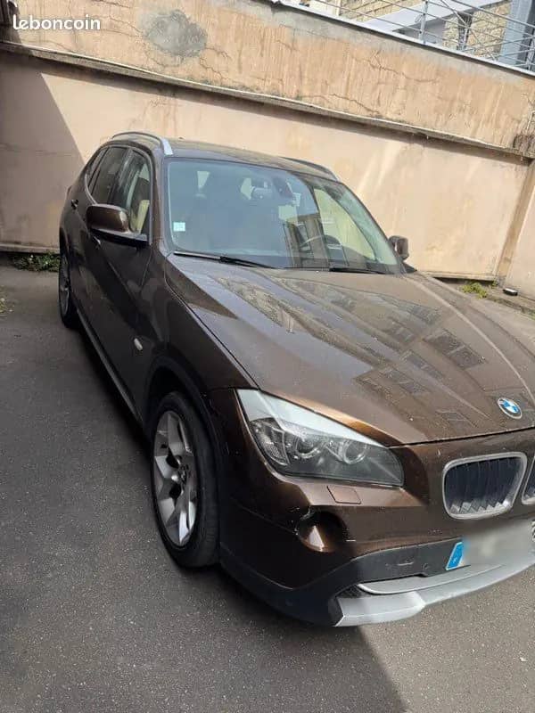 BMW x1-2.0Diesel 177ch BVA 135MKM-GPS SPORT · photo 2