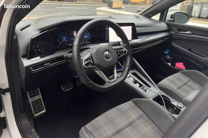 Volkswagen Golf VIII GTD 200ch · photo 3