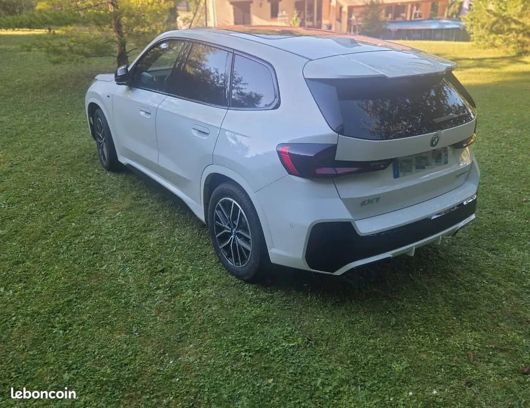 Bmw IX1 M sport 2024 · photo 3