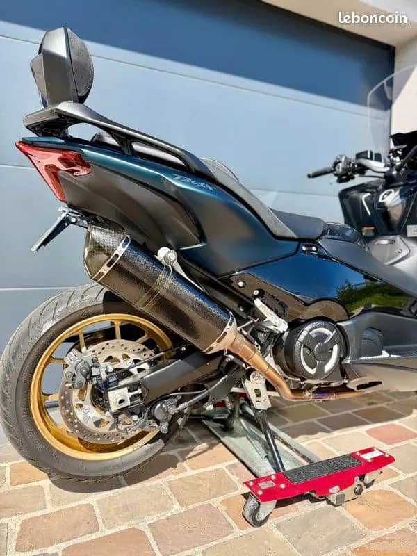 Yamaha TMAX Tech Max 560 – 08/2022 – 1ère main · photo 3