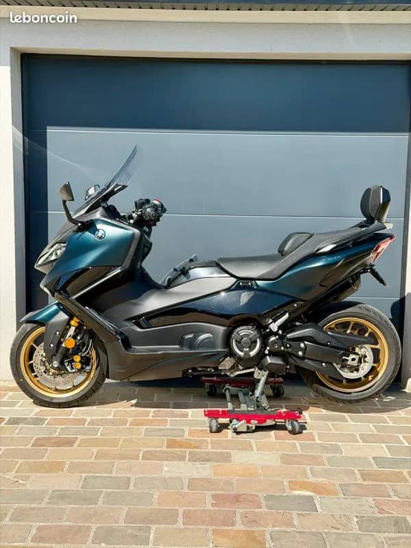 Yamaha TMAX Tech Max 560 – 08/2022 – 1ère main · photo 2