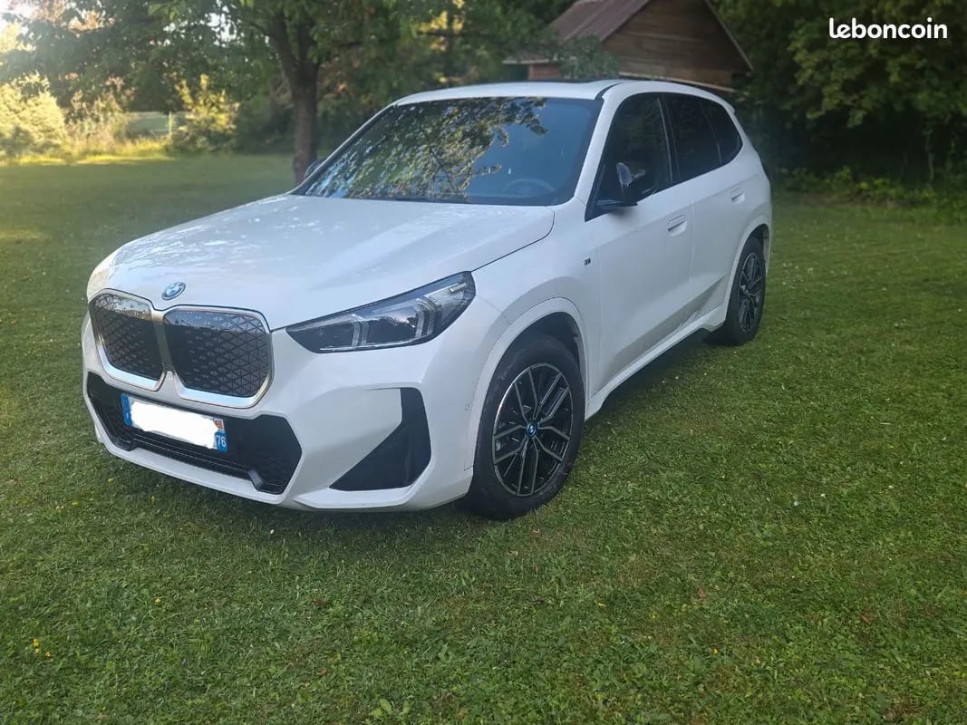 Bmw IX1 M sport 2024 · photo 1