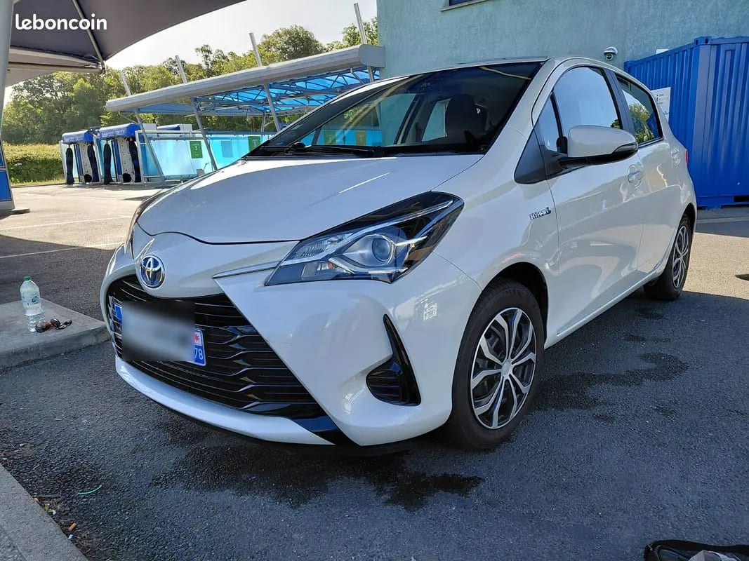 Toyota Yaris Hybride suivi ok · photo 1