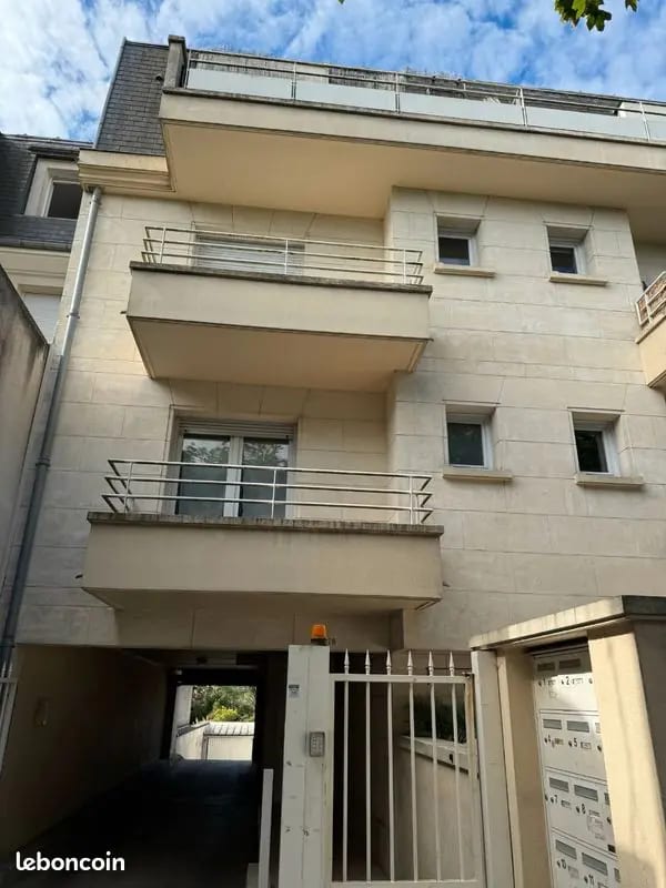 studio dans une copropriété calme · photo 1