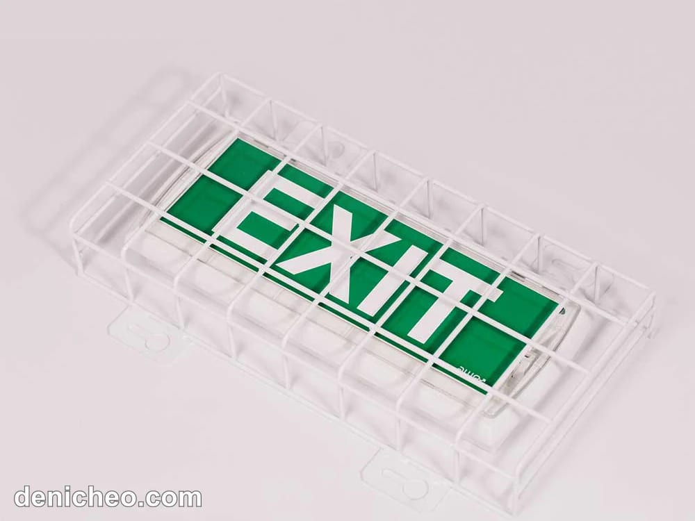 Grille de protection pour lampe de secours · photo 1